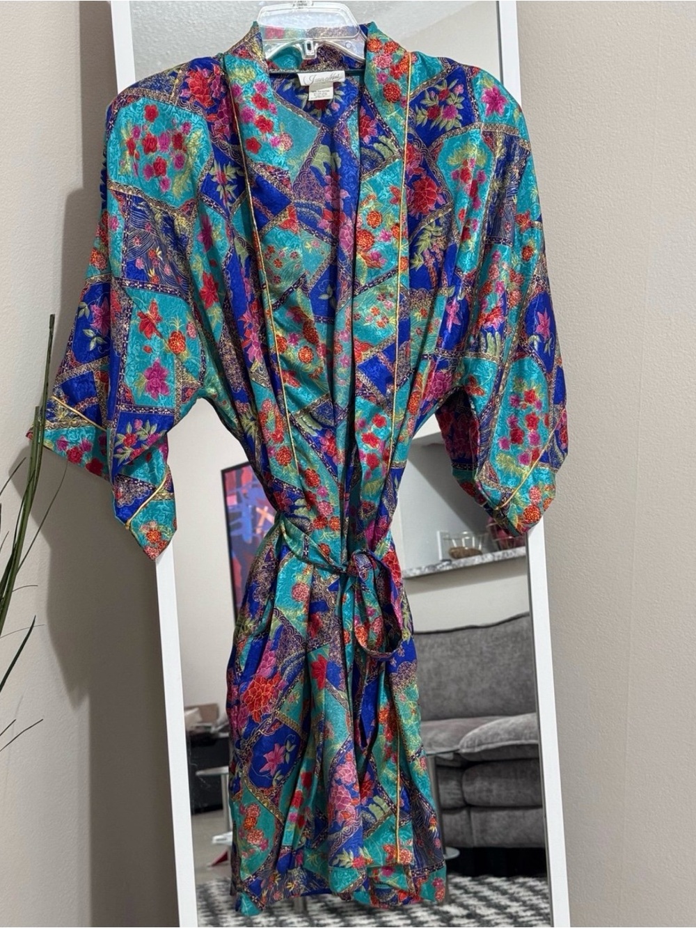 Vintage Inner Most Floral Patchwork Satin Kimono Robe Medium
